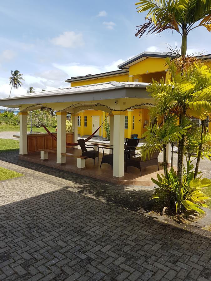 Piarco Village Suites Buitenkant foto