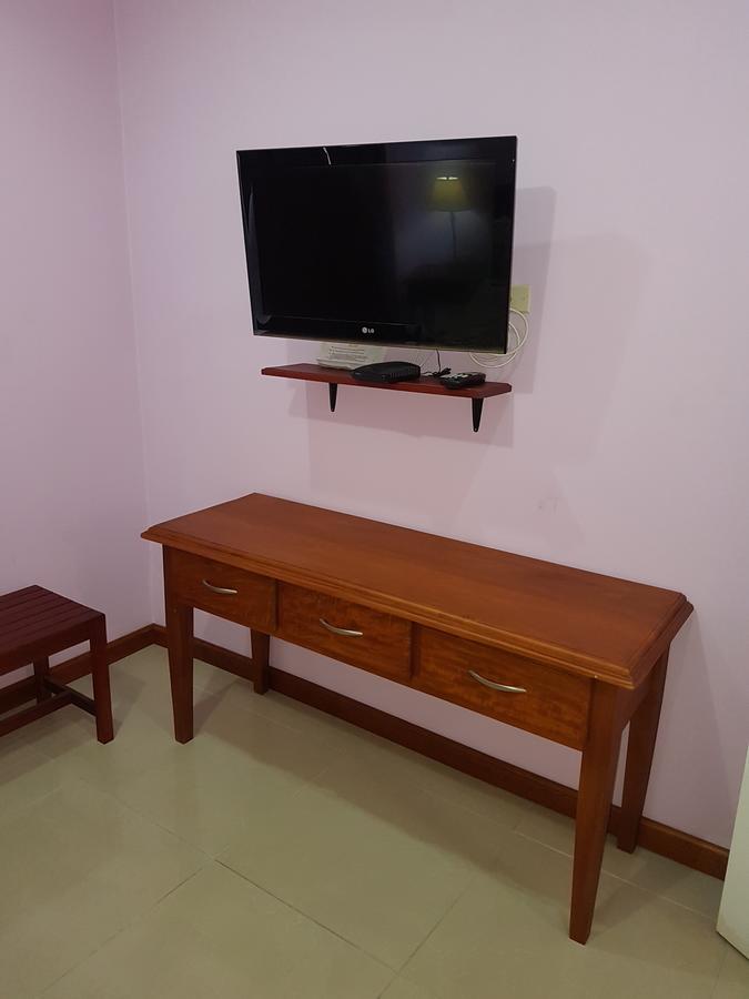 Piarco Village Suites Buitenkant foto